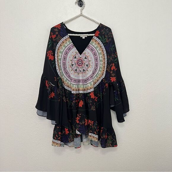 Umgee Oversized Medallion Floral V-Neck Ruffled Sleeves Tunic Women’s Medium - Picture 5 of 12